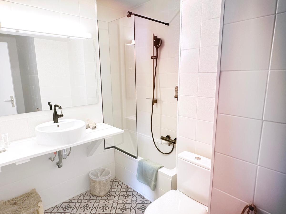 Blanc Sable Hotel Golfe-Juan Rom bilde