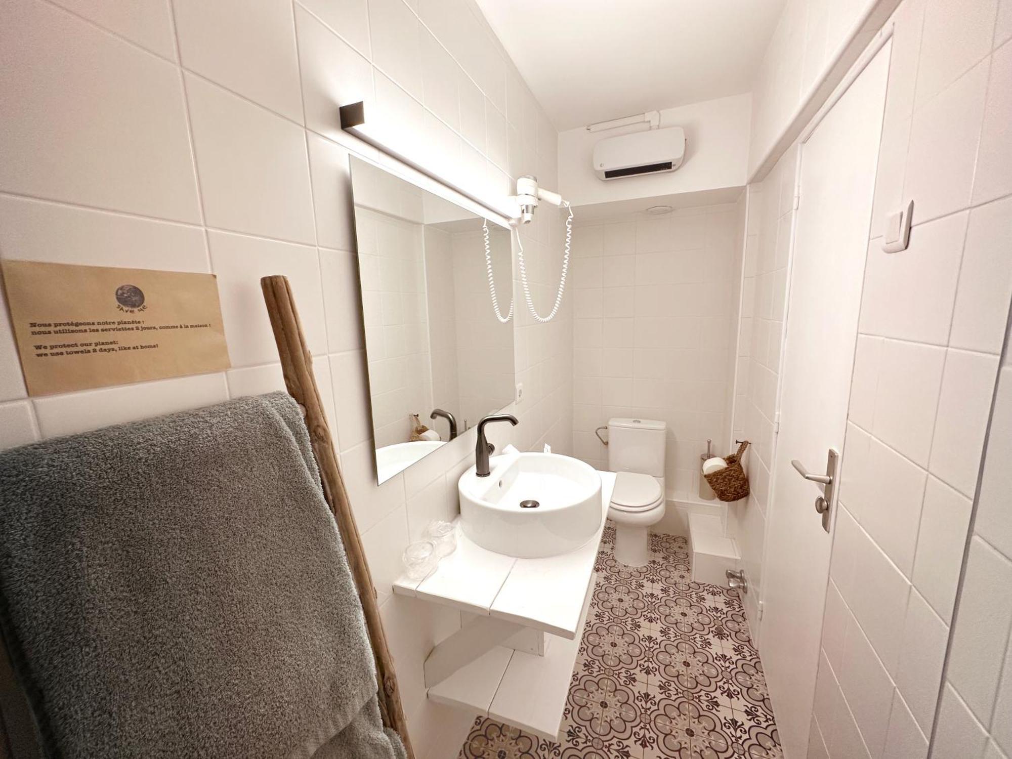 Blanc Sable Hotel Golfe-Juan Rom bilde